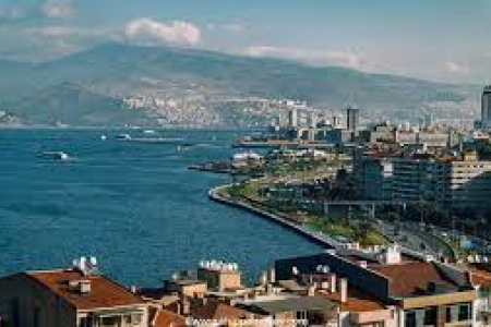 İzmir'de kentsel dönüşüm çalışmaları tam gaz! Deprem konutlarında son durum ne?